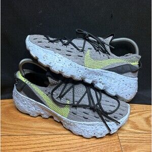 Nike space Hippie 04 Grey Volt Women’s Trainers Size 8.5 CD3476-001 Sneakers